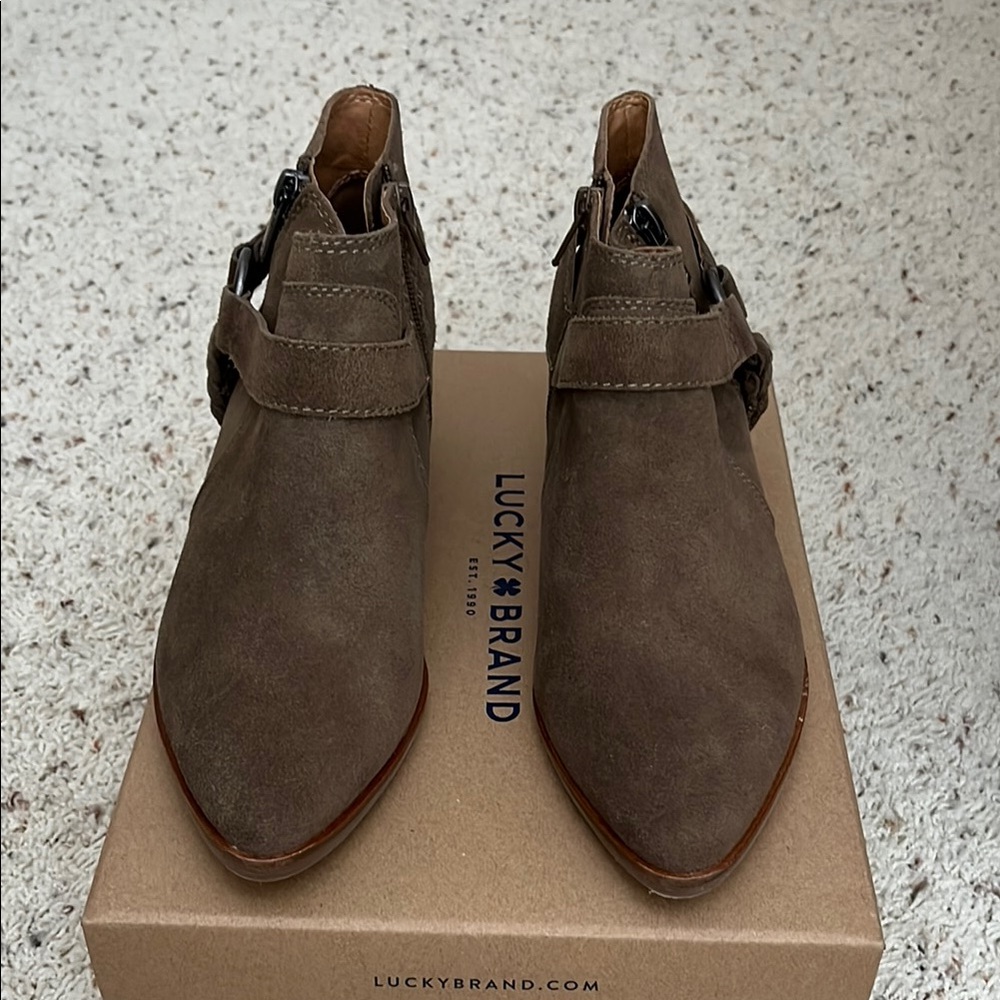 Lucky Brand Green Ankle Booties Suede